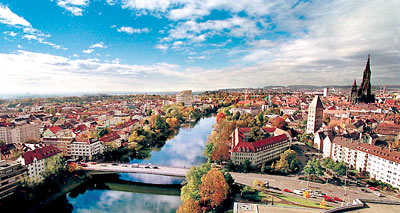 Ulm - Blick auf Ulm, Neu-Ulm und die Donau - Bildquelle: Tourismus-Marketing GmbH Baden-Württemberg