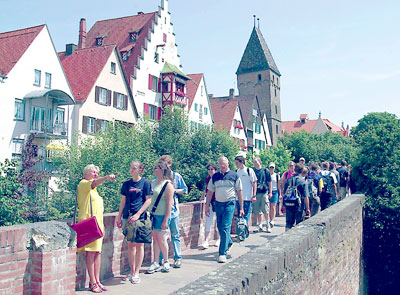 Ulm - Stadtführung auf der Stadtmauer - Bildquelle: Tourismus-Marketing GmbH Baden-Württemberg