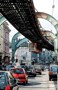 Bergisches Land - Wuppertal - Schwebebahn - Kaiserwagen -  Foto: Medienzentrum Wuppertal