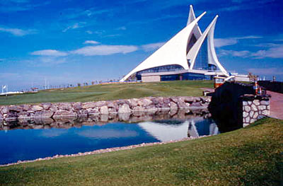 Creek Golf Club © Department of Tourism & Commerce Marketing