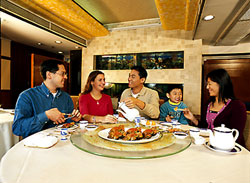 Hong Kong - Gemeinsames Essen - © Hong Kong Tourism Board