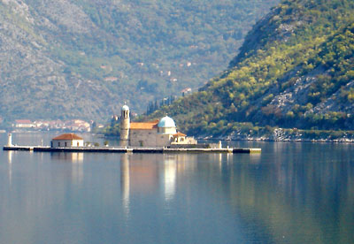 Reisen In Montenegro Die Kirche Auf Der Insel Das Kloster Im Fels