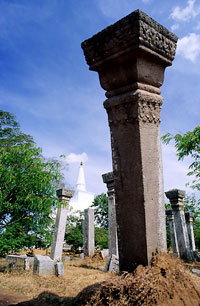Sri Lanka - Ruwaneli-Dagobe in Anuradhapura